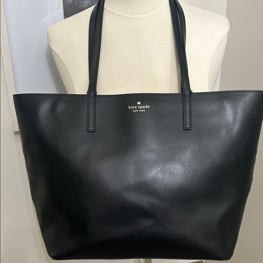 KATE SPADE  Black Leather Classic Tote with Gold Logo